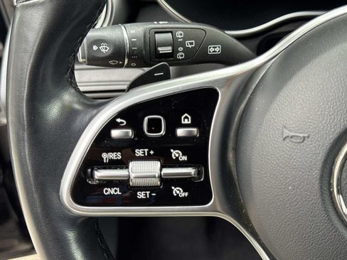 Used 2022 Mercedes-Benz GLC 300 4MATIC image 29