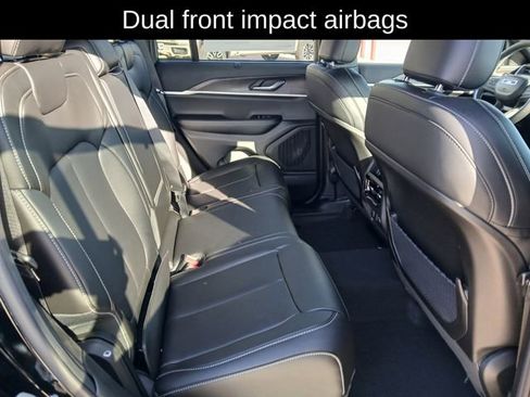 New 2025 Jeep Grand Cherokee Limited image 19