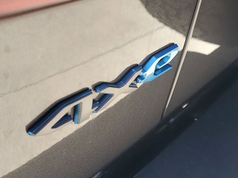 Used 2024 Jeep Wrangler Rubicon image 9