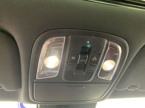 Used 2018 Kia Stinger GT2 AWD/4WD image 26