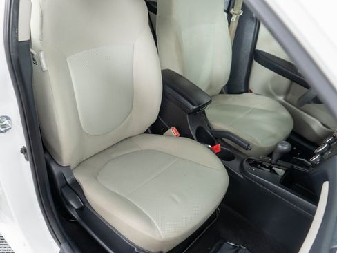 Used 2010 Kia Forte EX image 7