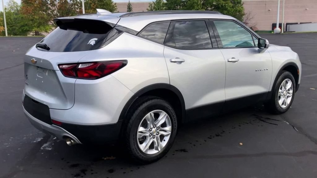 Used 2022 Chevrolet Blazer LT FWD image 4