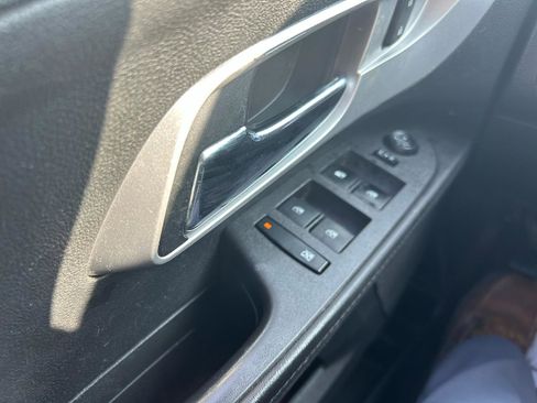 Used 2015 Chevrolet Equinox LS image 22