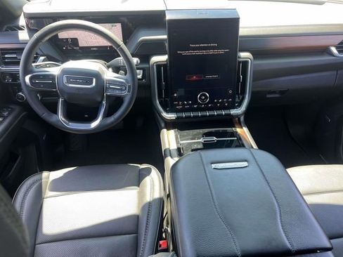 Certified 2025 GMC Yukon XL Denali AWD/4WD image 15