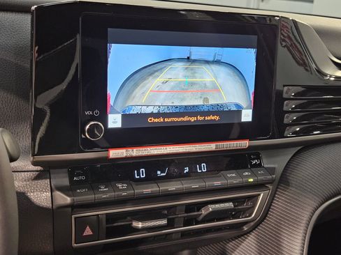 New 2026 Toyota Camry SE FWD image 17