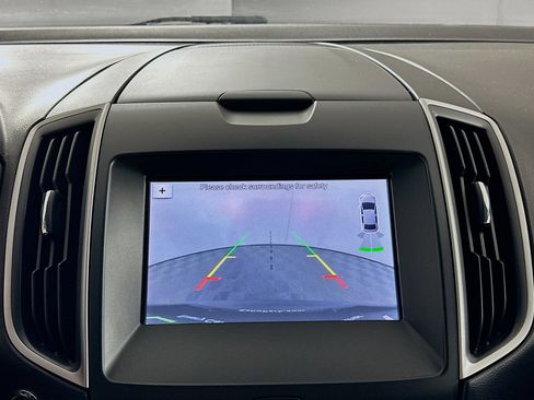 Used 2019 Ford Edge SEL w/ Equipment Group 201A AWD/4WD image 23