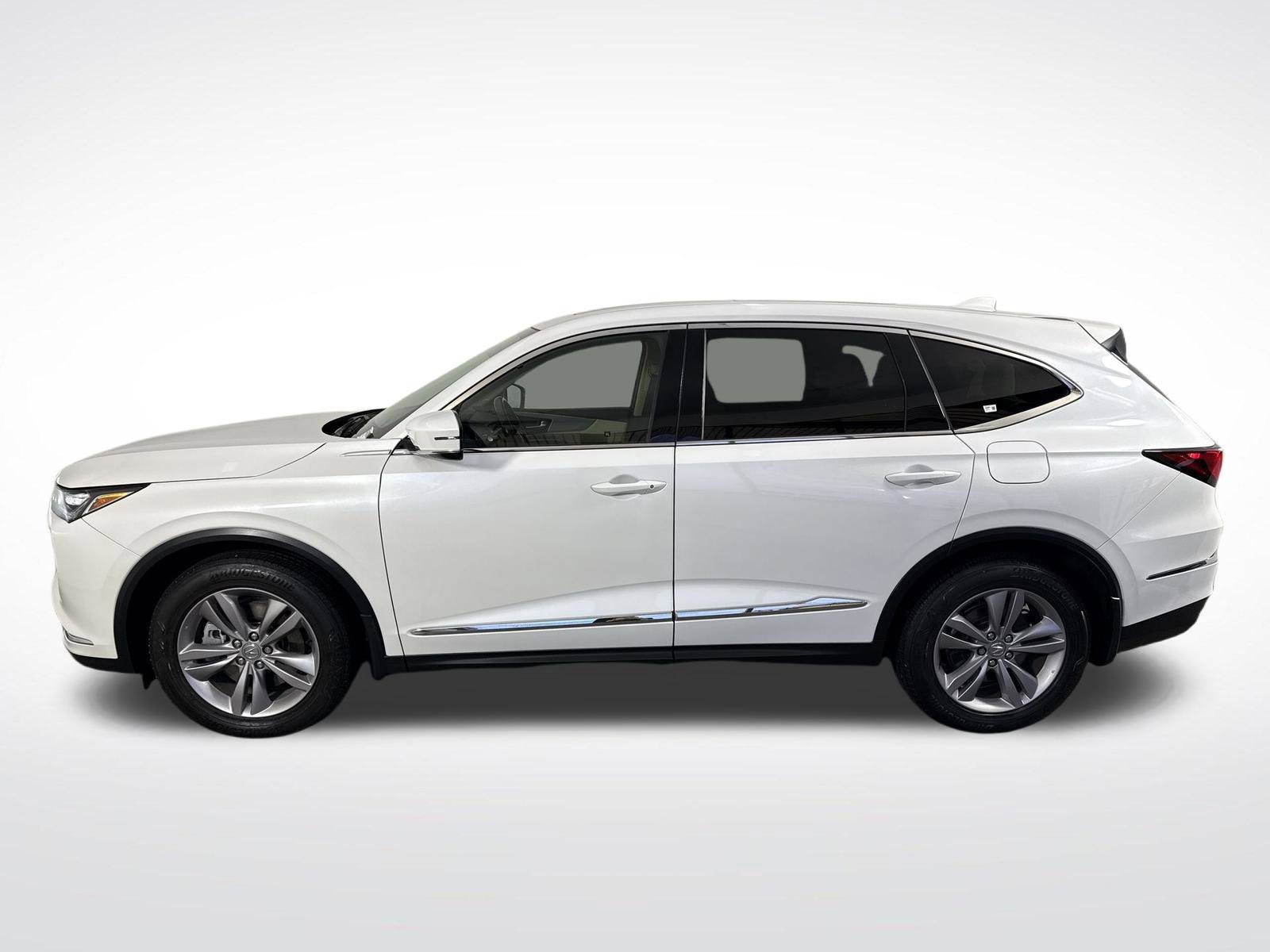 Used 2023 Acura MDX SH-AWD image 32
