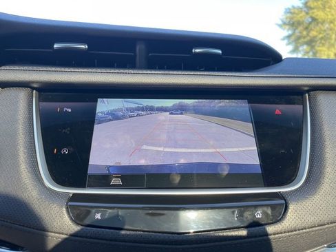 Certified 2025 Cadillac XT5 Premium Luxury image 25