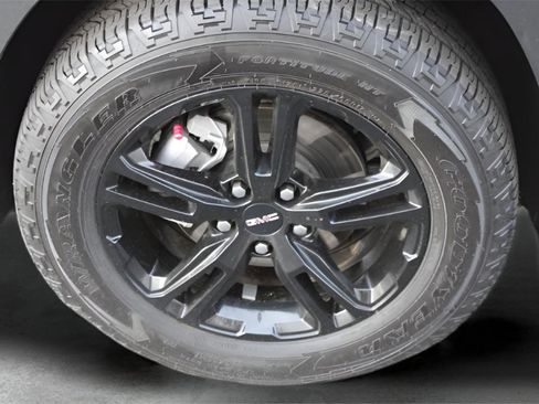 Used 2024 GMC Terrain AT4 image 28