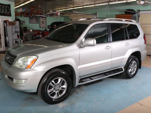 Used 2003 Lexus GX 470 image 8