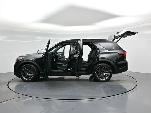New 2025 Ford Explorer ST w/ Sun And Sound Package image 41