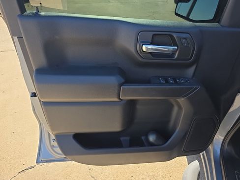 Used 2025 Chevrolet Silverado 1500 Custom w/ Turbomax Blackout Package image 9