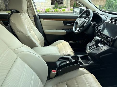 Used 2017 Honda CR-V Touring image 14