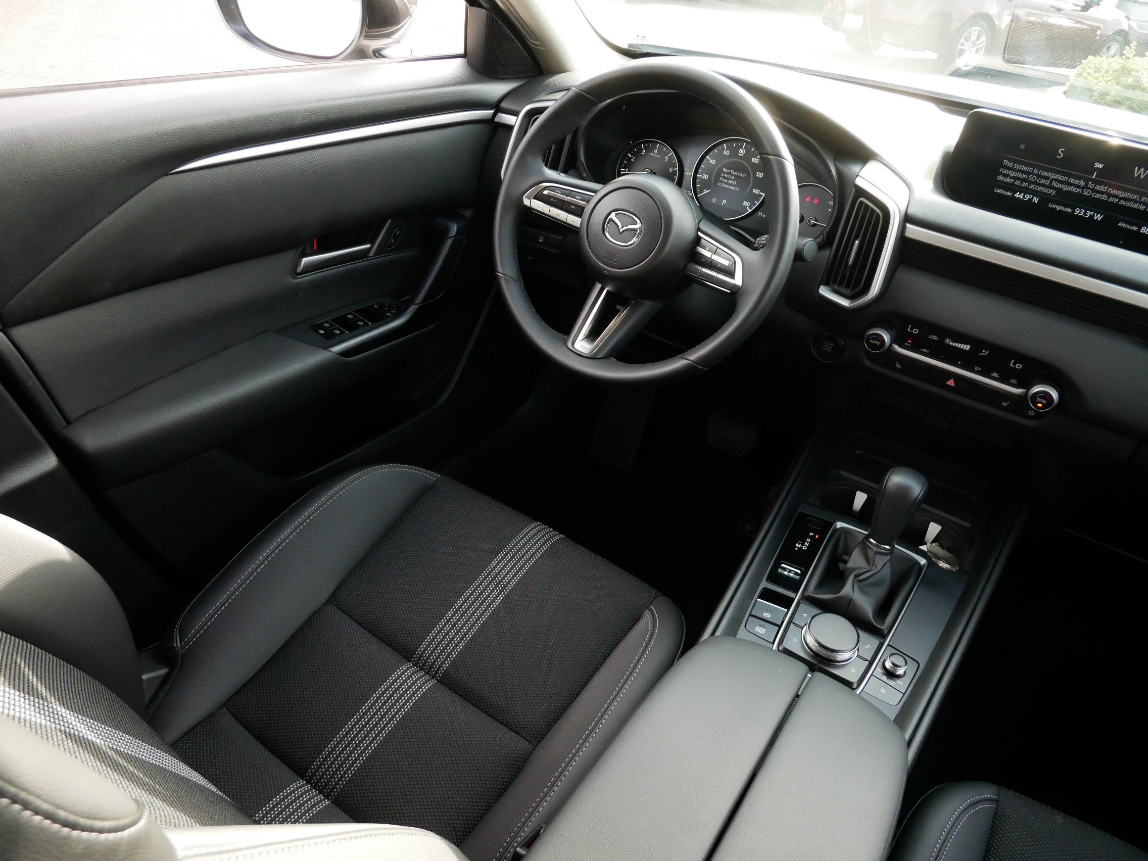 Used 2025 MAZDA CX-50 AWD 2.5 S w/ Cargo Package image 9