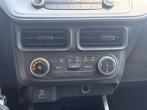 Used 2022 Ford Maverick XL FWD image 11