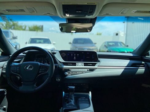 Used 2021 Lexus ES 350 w/ Premium Package FWD image 27