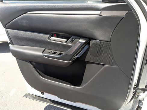 Used 2025 MAZDA CX-50 AWD 2.5 S w/ Premium Package image 14