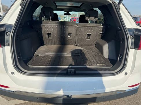 Used 2019 Chevrolet Equinox LT image 10