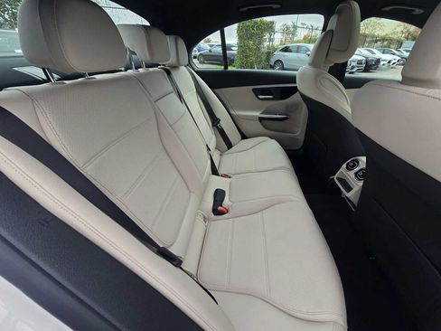 Used 2025 Mercedes-Benz C 300 Sedan image 14