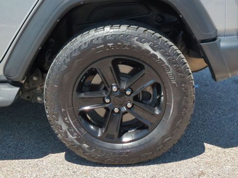 Used 2021 Jeep Wrangler Unlimited Sport AWD/4WD image 14