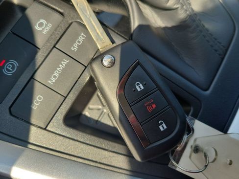 Certified 2025 Toyota RAV4 LE FWD image 35