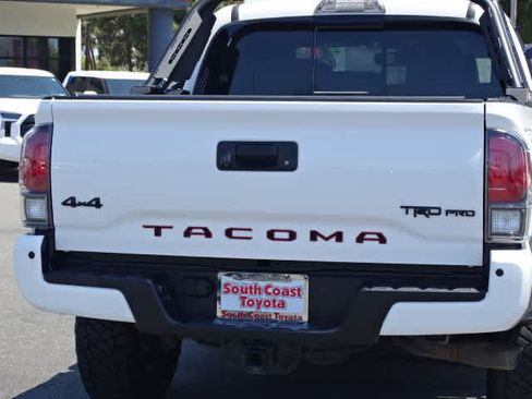 Certified 2022 Toyota Tacoma TRD Pro AWD/4WD image 14