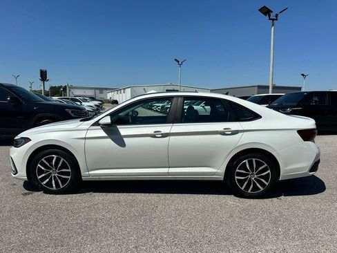 New 2026 Volkswagen Jetta SE FWD image 25