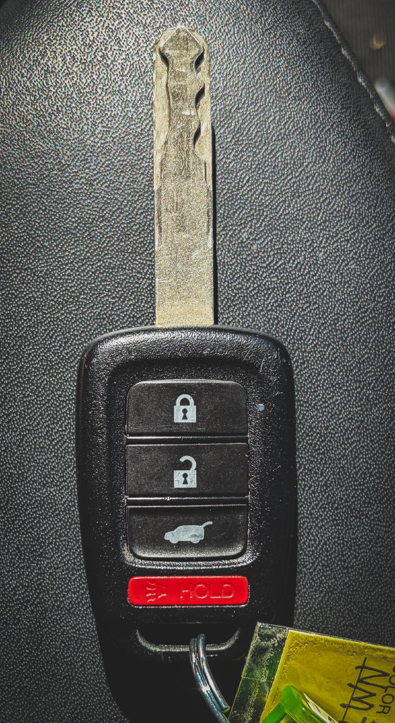 Used 2022 Honda HR-V LX image 4