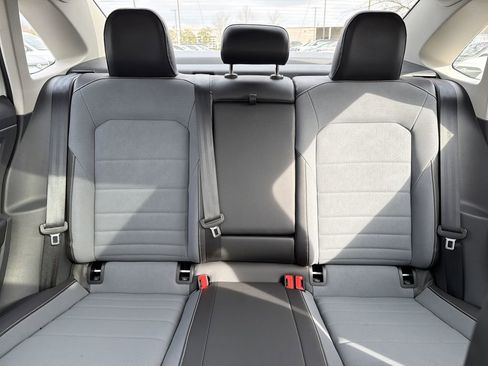 New 2026 Volkswagen Jetta SE FWD image 29