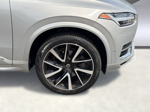 Certified 2023 Volvo XC90 B6 Plus w/ Protection Package Premier AWD/4WD image 11