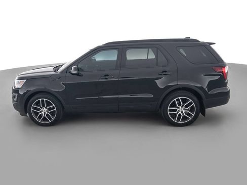 Used 2016 Ford Explorer Sport w/ Equipment Group 401A AWD/4WD image 8