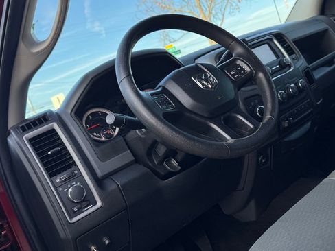 Used 2016 RAM 2500 Tradesman w/ Chrome Appearance Group image 4