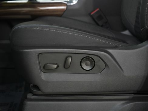 Used 2023 Chevrolet Silverado 1500 RST image 23