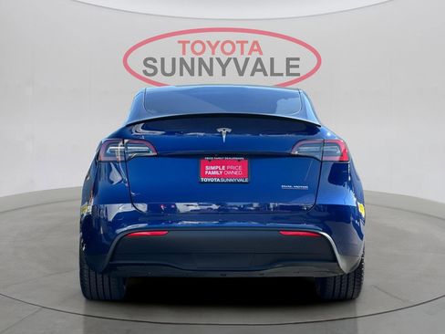 Used 2022 Tesla Model Y Performance image 8