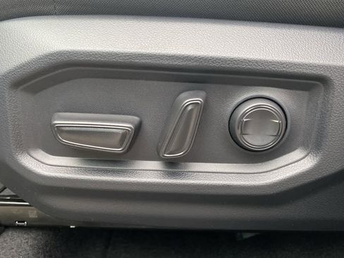 New 2026 Toyota Tundra SR5 image 12