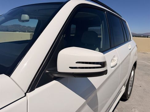 Used 2014 Mercedes-Benz GLK 350 2WD image 19