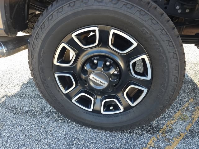 Used 2024 Ford F350 Platinum AWD/4WD image 13