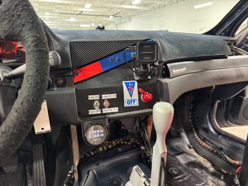 Used 2003 BMW 325i Sedan image 59