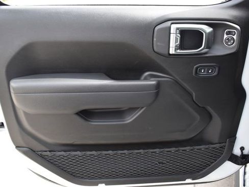 Used 2025 Jeep Wrangler Unlimited Sport S 4xe AWD/4WD image 12