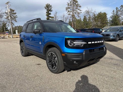 New 2026 Ford Bronco Sport Outer Banks w/ Outer Banks Tech Package+ AWD/4WD image 1