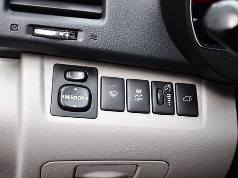 Used 2013 Toyota Highlander SE image 38