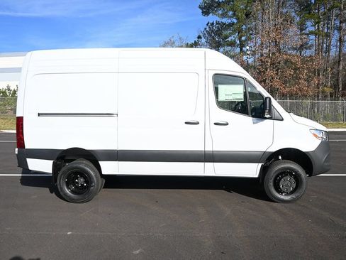 Used 2026 Mercedes-Benz Sprinter 3500 image 23