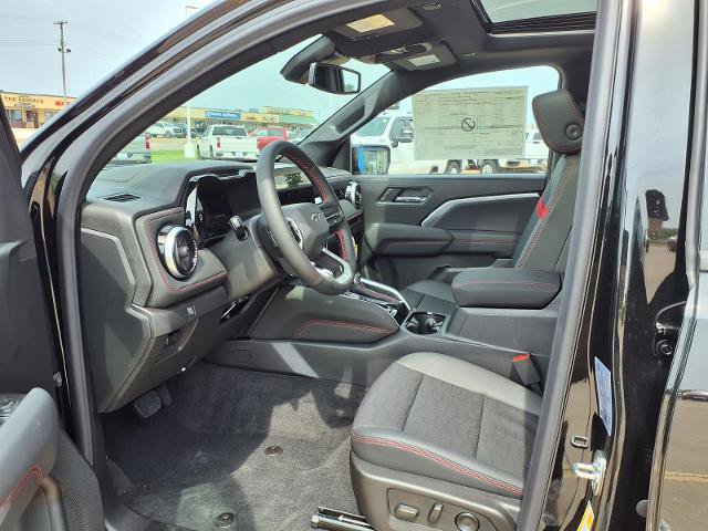 New 2026 Chevrolet Colorado Z71 w/ Midnight Edition AWD/4WD image 17