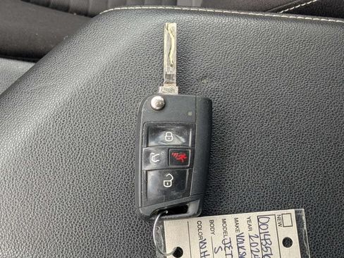 Used 2024 Volkswagen Jetta S FWD image 29