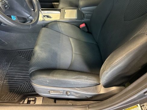 Used 2011 Toyota Camry SE image 11