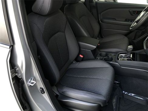 Used 2025 Subaru Forester Premium image 26