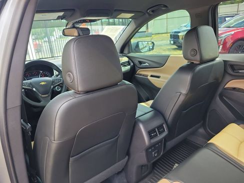 Used 2024 Chevrolet Equinox Premier AWD/4WD image 11
