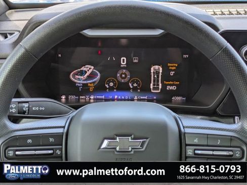 Used 2024 Chevrolet Colorado Trail Boss w/ Technology Package image 27