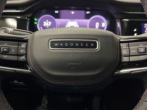 Used 2024 Jeep Wagoneer Launch Edition AWD/4WD image 15