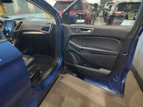Used 2024 Ford Edge SEL AWD/4WD image 7